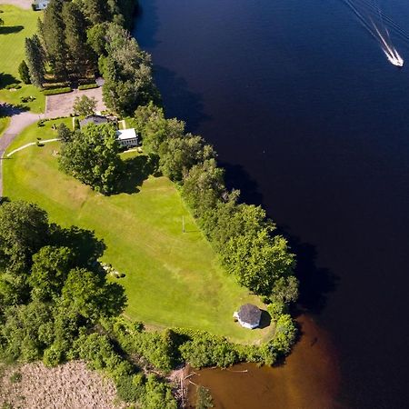 مبيت وإفطار Saint-Jean-des Piles Auberge La Maison Bellemare المظهر الخارجي الصورة