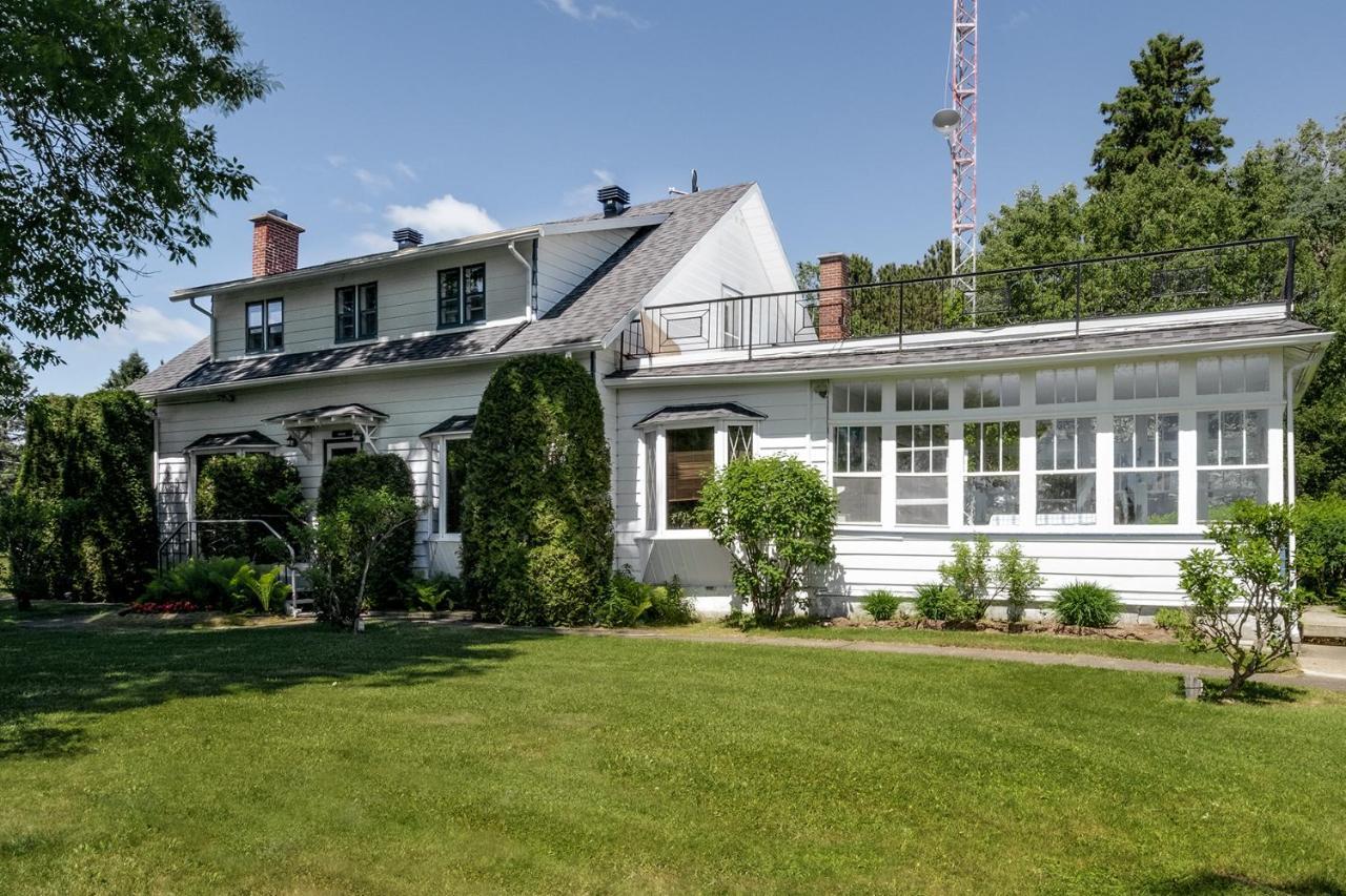 مبيت وإفطار Saint-Jean-des Piles Auberge La Maison Bellemare المظهر الخارجي الصورة
