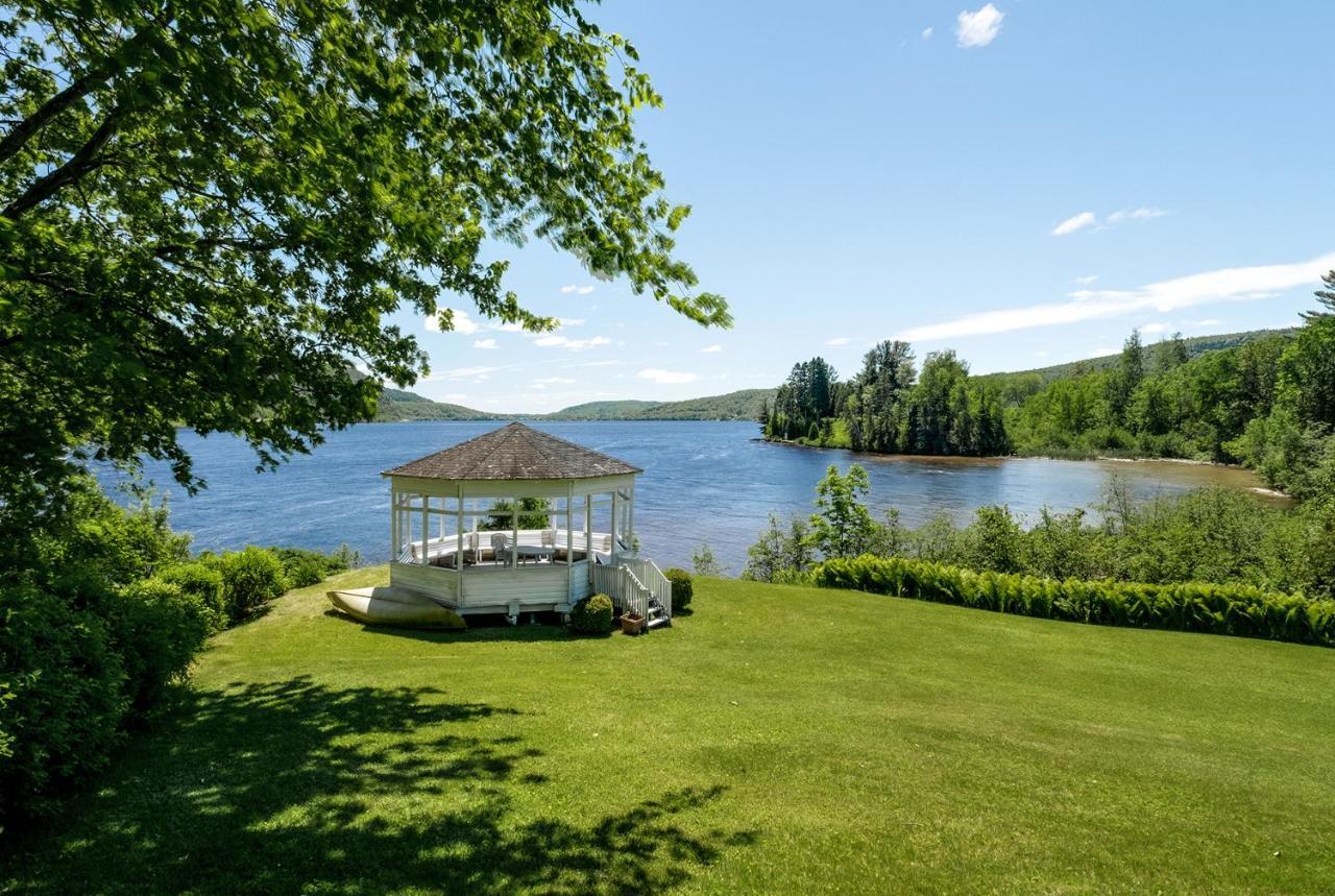 مبيت وإفطار Saint-Jean-des Piles Auberge La Maison Bellemare المظهر الخارجي الصورة
